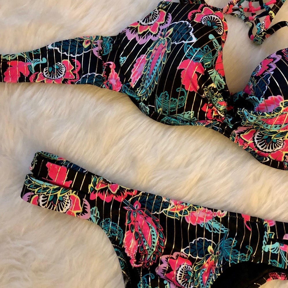 Colorful Bikini - Picture 2 of 8